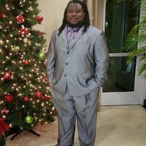 Meet your Posher, Derek